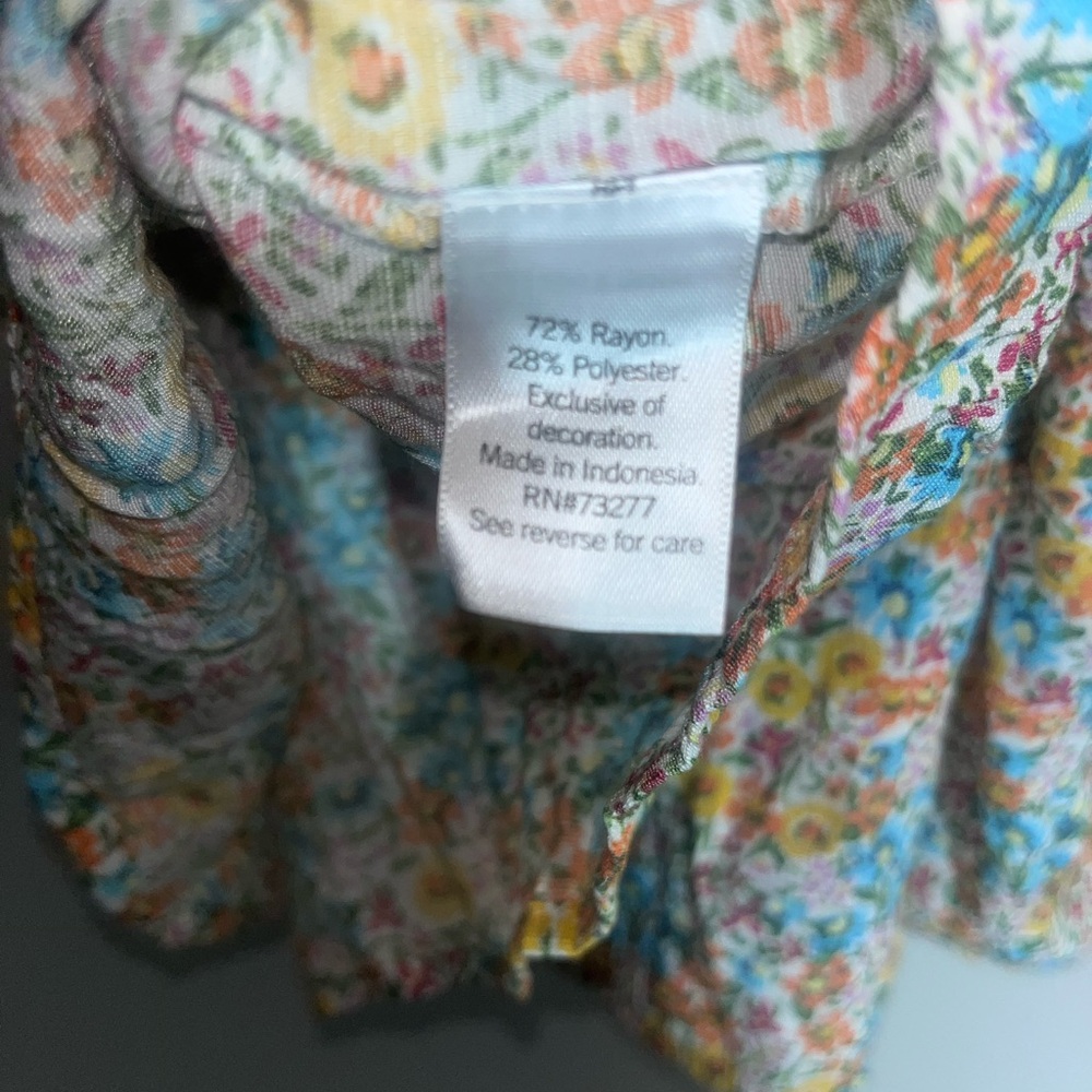 LC Lauren Conrad Yellow Multi Floral Button-Front Puff Sleeve Top - Picture 6 of 6